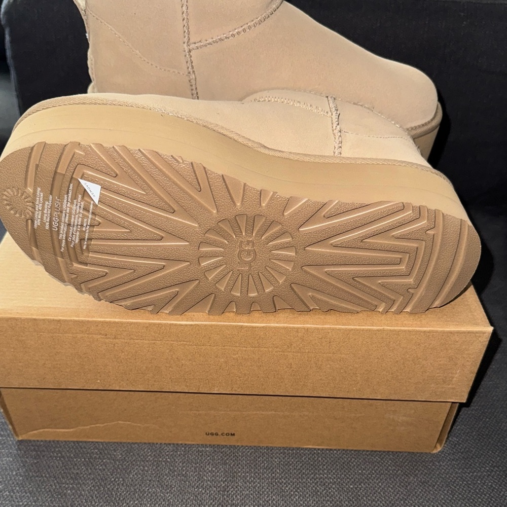 UGG Women's Classic Ultra Mini Platform Boots - Picture 8 of 12